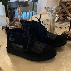 UGG Men's Black Chukka Boots